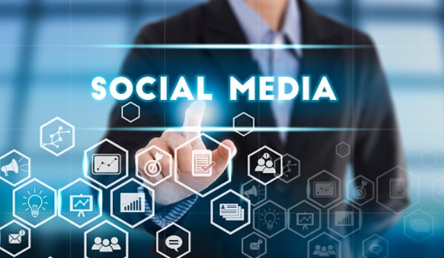 SocialMedia
