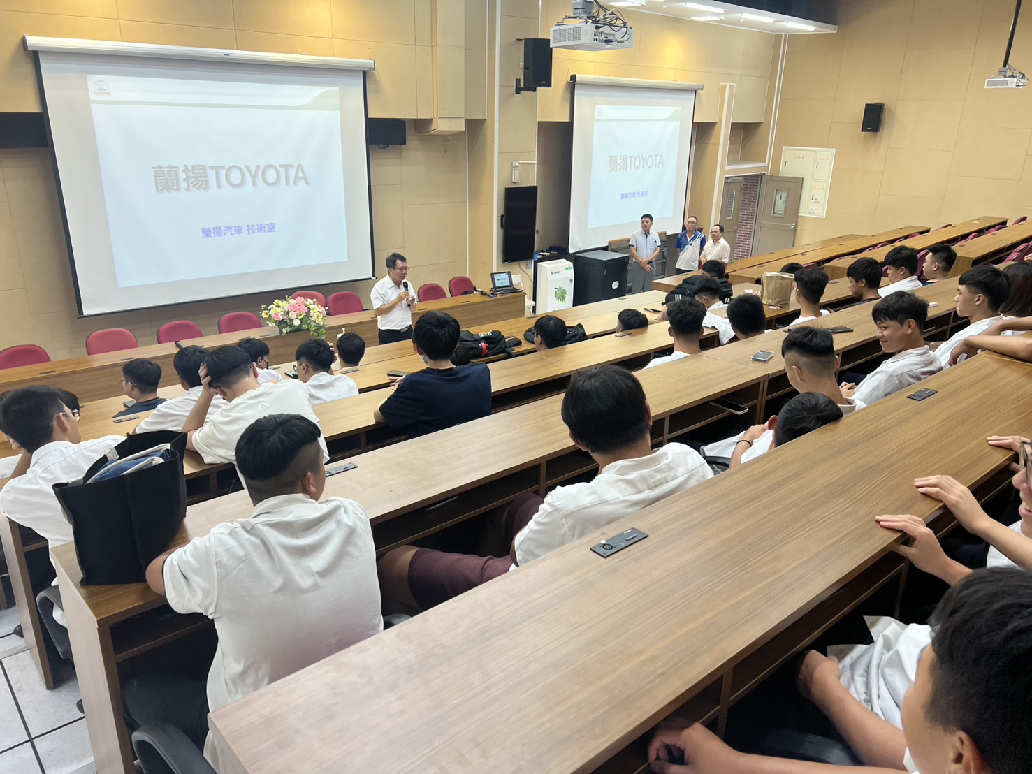 校長勉勵